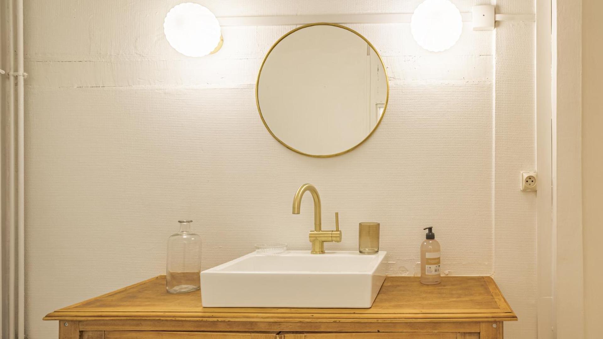 L'Ecrin De Charme Apartment ทรัวส์ ภายนอก รูปภาพ